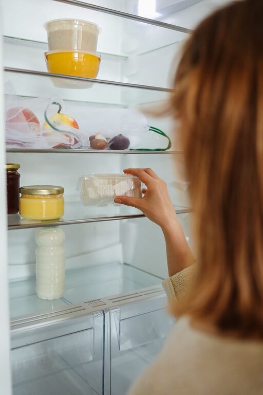 How to Keep Your Fridge and Pantry Neatly Organized